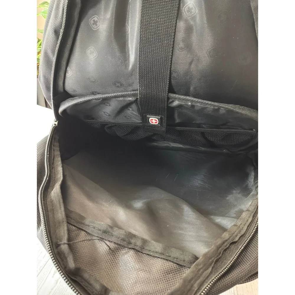 SwissGear Backpack Black Laptop Travel School Tech Bag Unisex Gorpcore